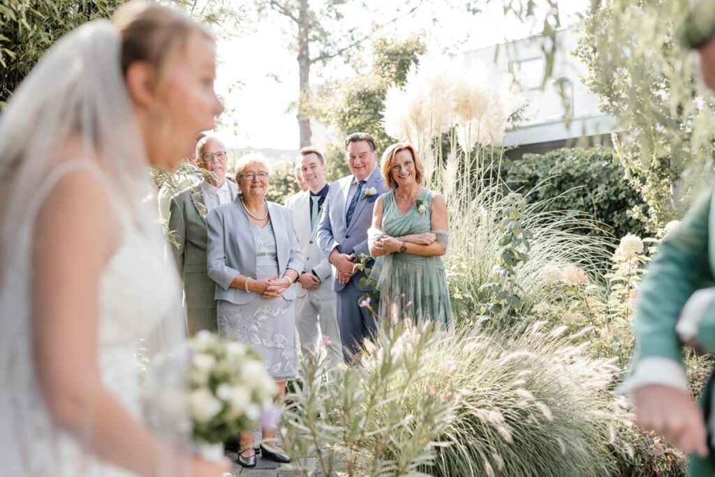 Trouwen bij Brasserie Oostgaag | Bruiloft Jurre & Saskia | Madelon Tijdink photography