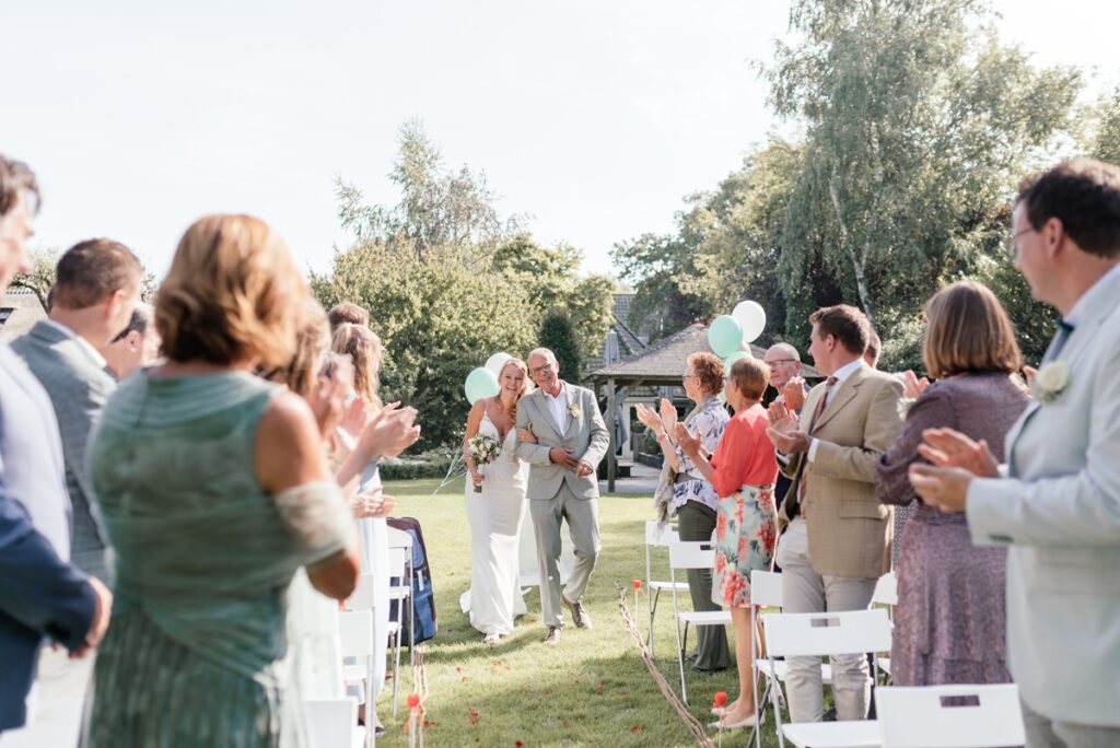 Trouwen bij Brasserie Oostgaag | Bruiloft Jurre & Saskia | Madelon Tijdink photography