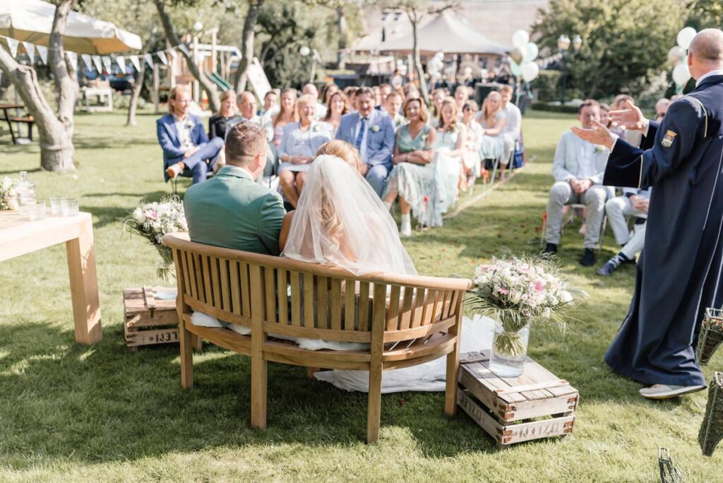 Trouwen bij Brasserie Oostgaag | Bruiloft Jurre & Saskia | Madelon Tijdink photography