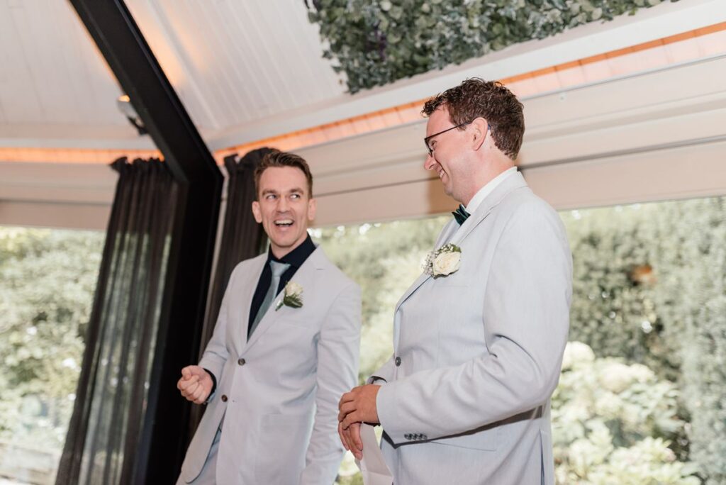 Trouwen bij Brasserie Oostgaag | Bruiloft Jurre & Saskia | Madelon Tijdink photography