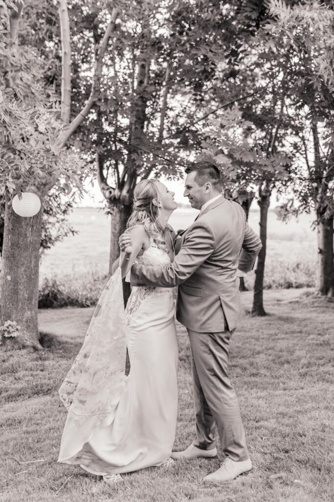 Trouwen bij Brasserie Oostgaag | Bruiloft Jurre & Saskia | Madelon Tijdink photography