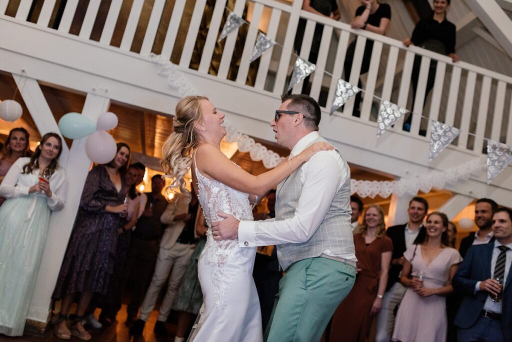 Trouwen bij Brasserie Oostgaag | Bruiloft Jurre & Saskia | Madelon Tijdink photography